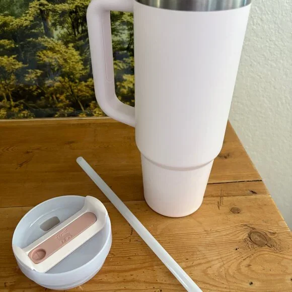 Stanely 30 oz Quencher Water Bottle Rose Quartz - Picture 5 of 12